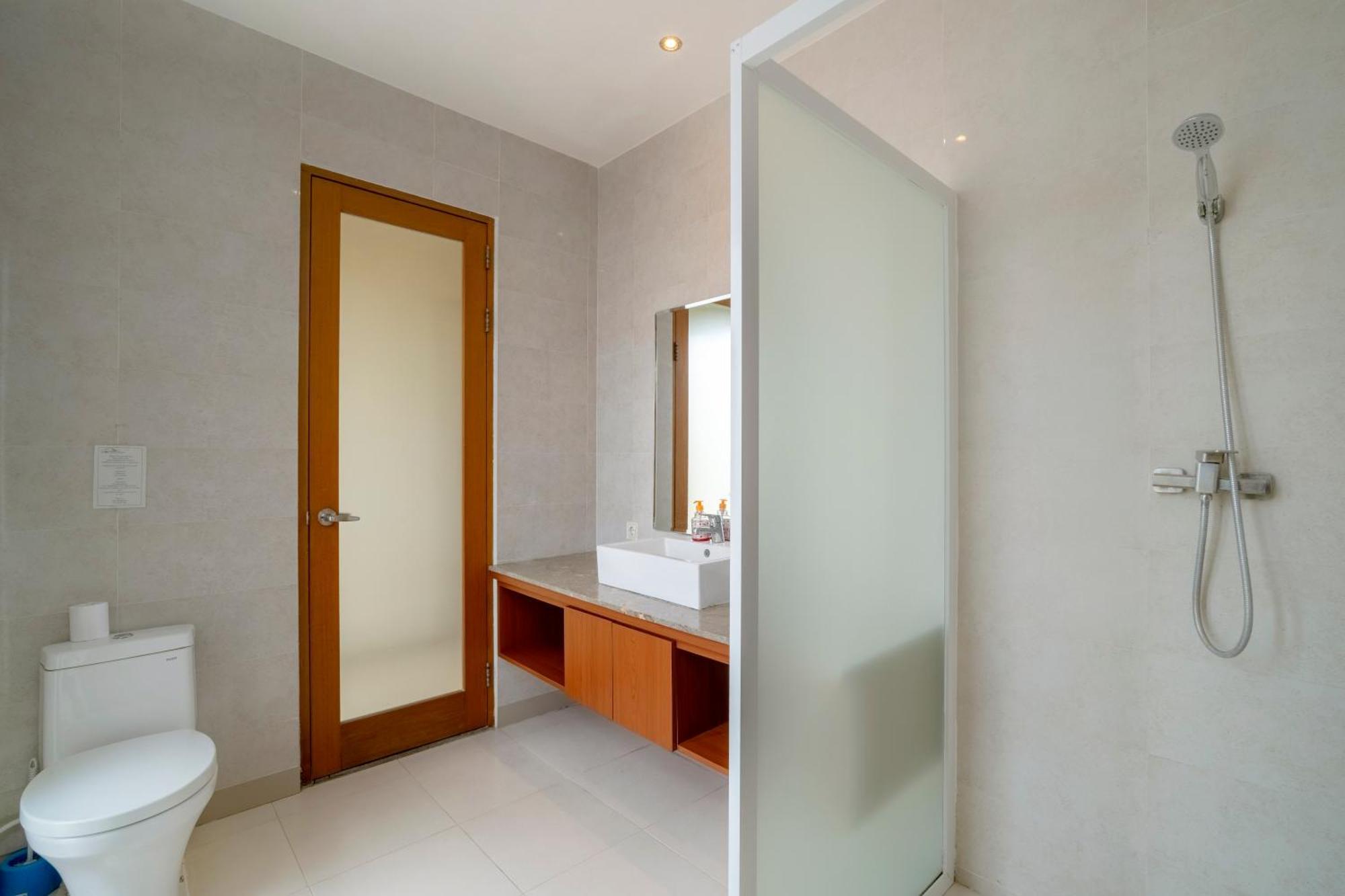 Oxy House Bali Hotel Sanur Buitenkant foto
