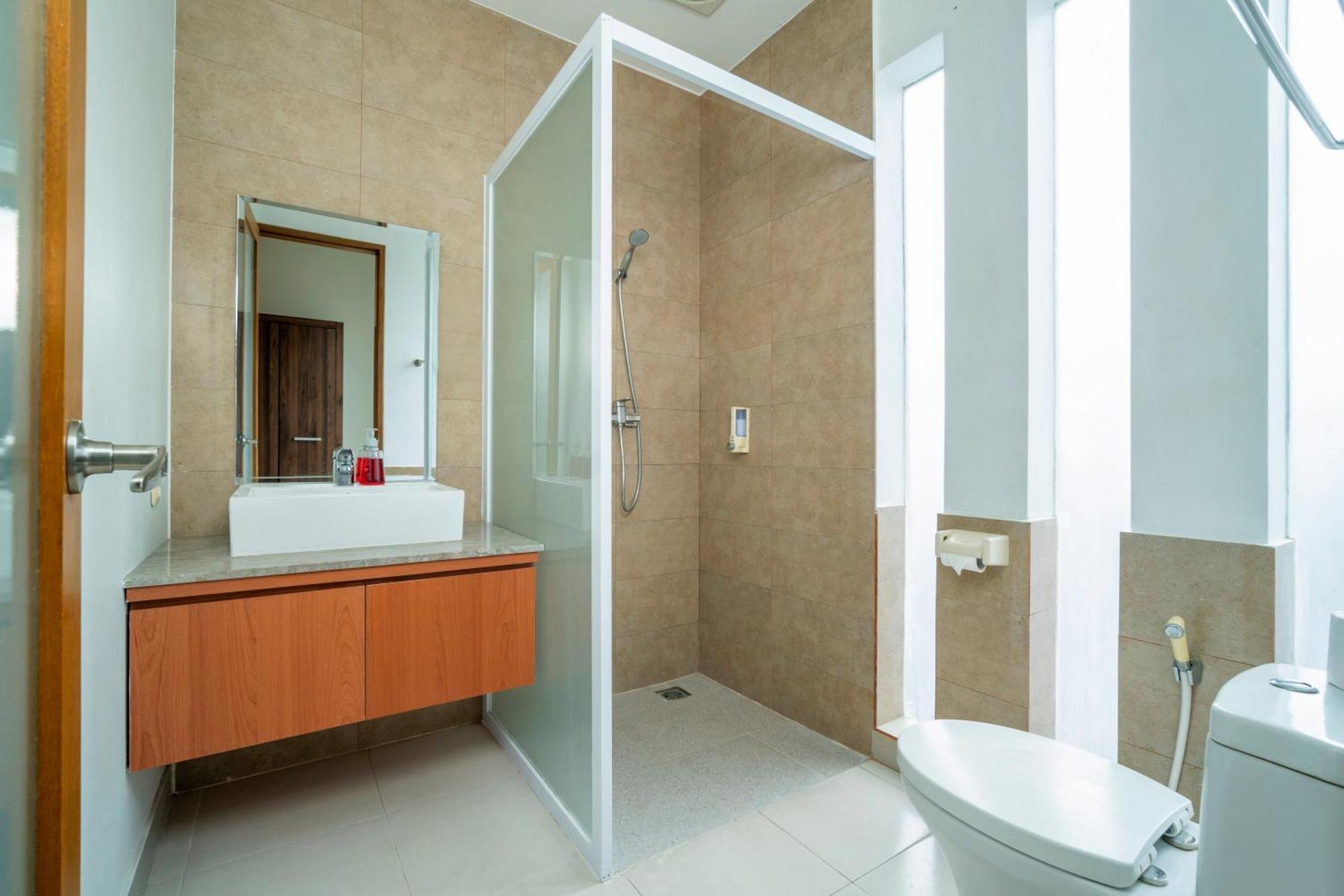 Oxy House Bali Hotel Sanur Buitenkant foto