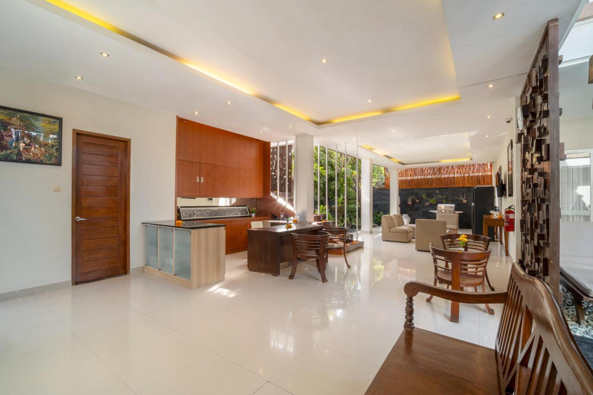 Oxy House Bali Hotel Sanur Buitenkant foto
